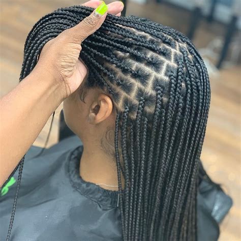 how to clean knotless braids